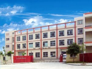 PVC,PET,PP膠片, 包裝盒,廣告牌,文件袋,不干膠,機(jī)身貼,軟膠袋,化妝袋等UV柯式印刷,工廠,廠商-深圳市欣美印刷